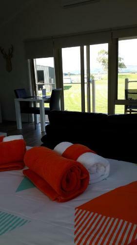 Bed & Breakfast Bass Coast Country Cottages