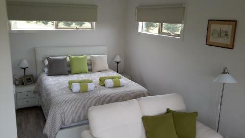Bed & Breakfast Bass Coast Country Cottages