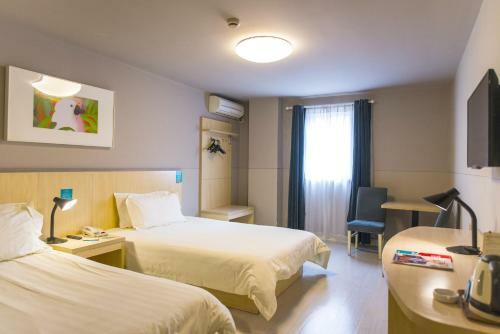 Hotel Jinjiang Inn Danjiangkou Chezhan Road