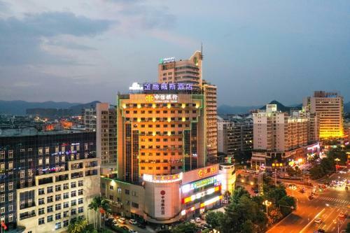 Fuqing Golden Eagle Days Hotel