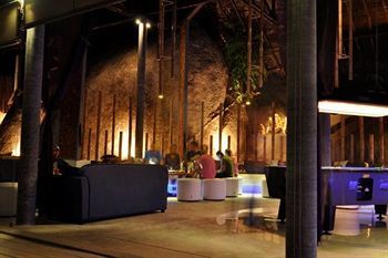 Hotel Bay Lounge & Resort