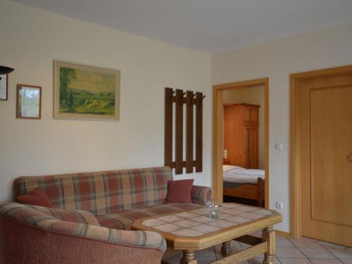 Comfortable Apartment By The Forest In Gransdorf