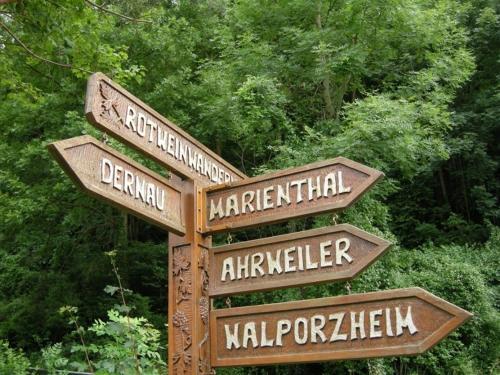 Bed & Breakfast Bnb Eifelpension Br�ckenschenke
