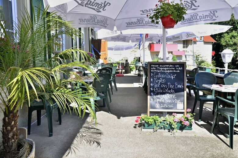 Cafe Verkehrt - Kultur Genuss Hotel