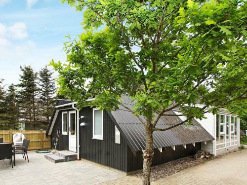 Two-bedroom Holiday Home In Hemmet 6