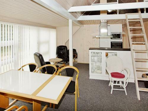 Two-bedroom Holiday Home In Hemmet 6