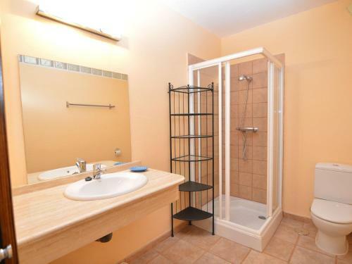 Spacious Villa With Private Pool In El Algar