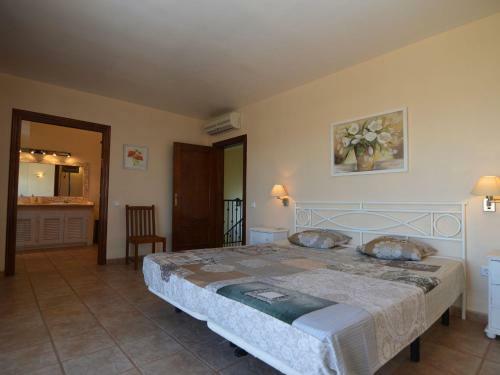 Spacious Villa With Private Pool In El Algar