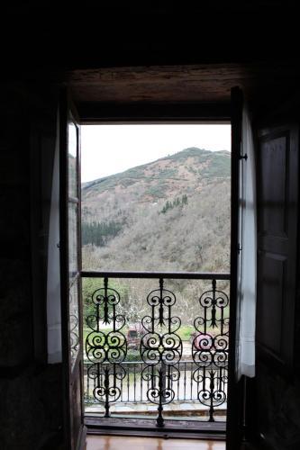 Agroturismo La Posada De Vi��n - Casa Reda