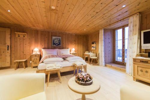 Relais & Ch�teaux In Lain Hotel Cadonau