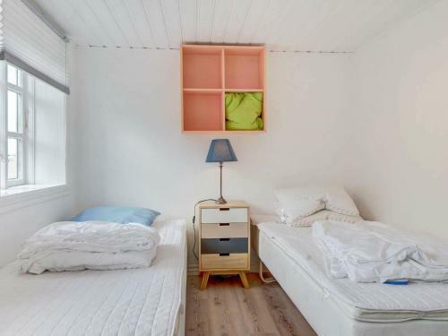 Three-bedroom Holiday Home In Aakirkeby 9