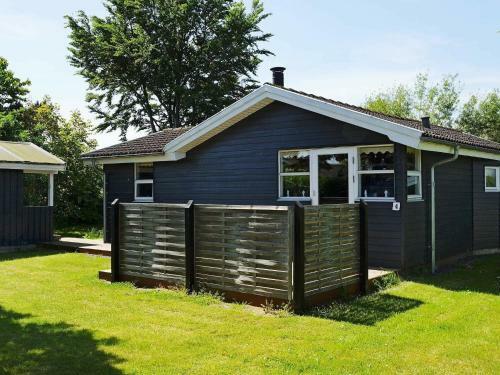 Two-bedroom Holiday Home In Hesselager 2