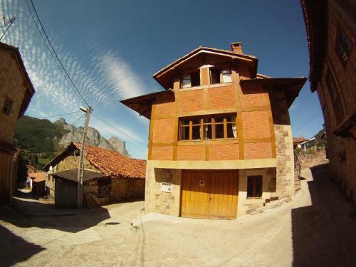 Agroturismo Viviendas Rurales El Cant�n