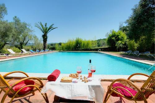 Sant Miquel de Cruilles Villa Sleeps 15 Pool Wifi
