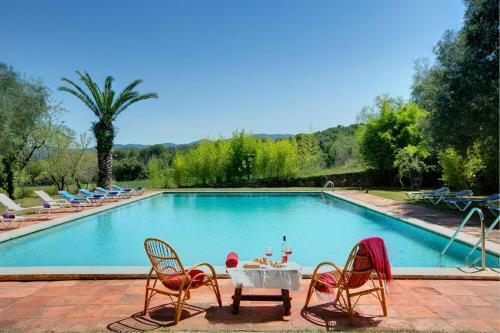 Sant Miquel de Cruilles Villa Sleeps 15 Pool Wifi