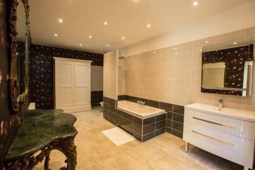 Bed & Breakfast Chateau Des Monts
