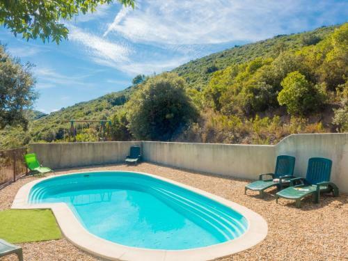 Stunning Holiday Home In Cabrerolles With Pool
