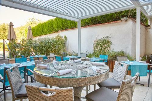 Hotel Le Place Neuve