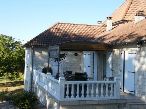 Villa Climatisee Avec Piscine Privee � L'oree Du Perigord