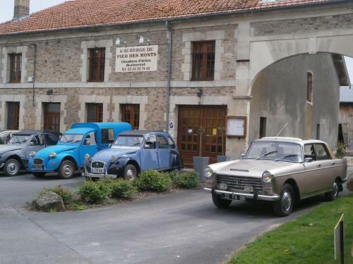 Bed & Breakfast Auberge Du Pied Des Monts