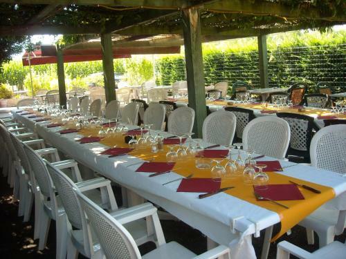 Hotel Logis H�tel La Cr�maill�re