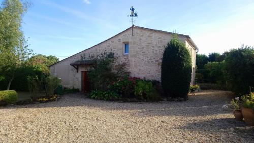 Bed & Breakfast Chambres D'h�tes Du Domaine De Lansac