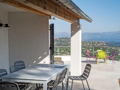 Luxurious Villa In Frejus With Private Swimming Pool