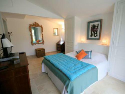 Les Baux de Provence Villa Sleeps 10 Pool Air Con