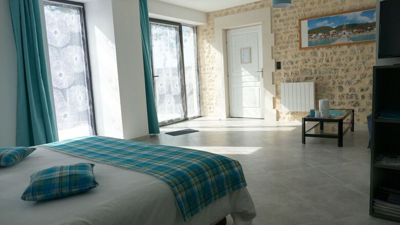 Bed & Breakfast La Maison Periot