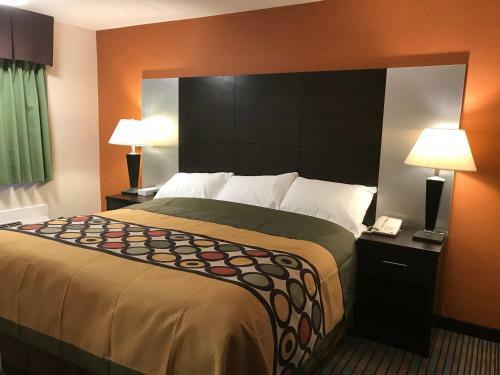 Posada Bay Hill Inns & Suites