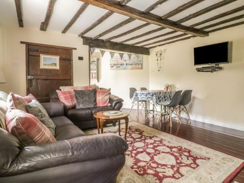 28 Stone Cottage