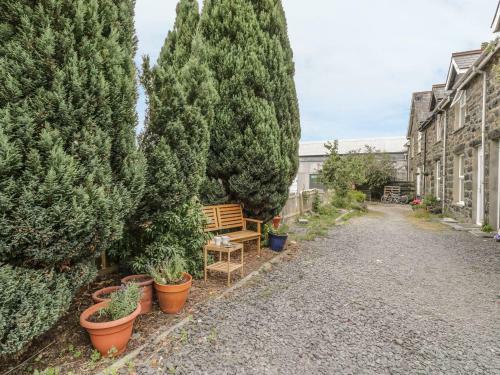 Ty'r Anwylyd, Dolgellau