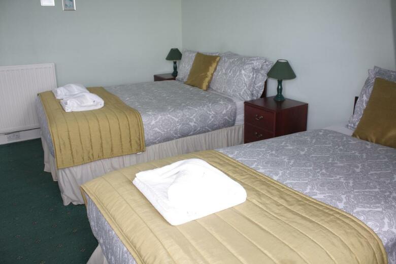 Hostal Airdenair Guest House