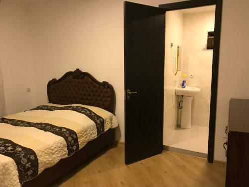 Hostal Zviad Guest House