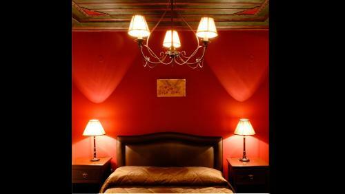 Hostal Adrasteia Guesthouse