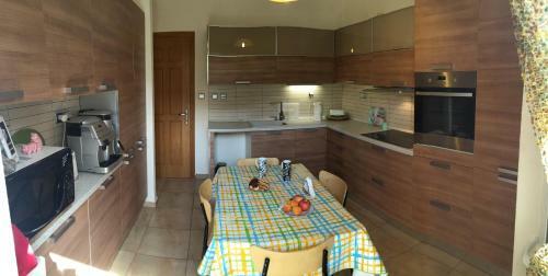 Kmd House