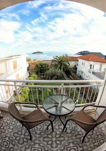 Vournelis Beach Hotel And Spa