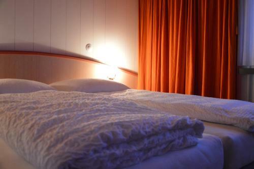 Posada Landgasthof R�sslipost