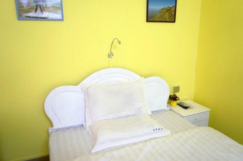 Danxia International Youth Hostel
