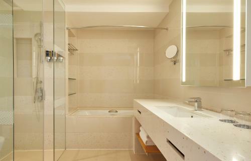 Hotel Four Points By Sheraton Shenzhou Peninsula Resort