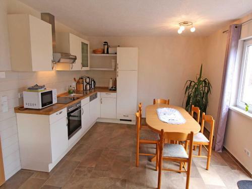 Ferienhaus Mit 4 Schlafraeumen Boi