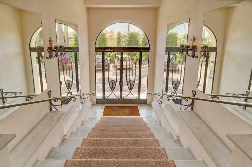 Brand New Three-bedroom Sea View Apartment