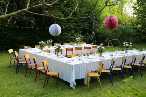 Agroturismo Chatel-gerard Chateau Sleeps 20 Pool Wifi