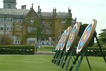 Apartamentos Adare Manor