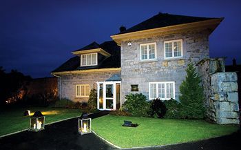 Apartamentos Adare Manor