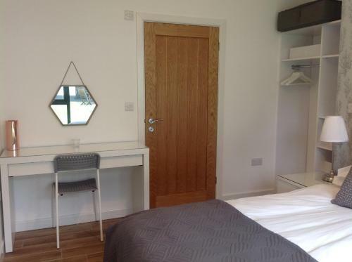 Springfield Apartments, Hawarden