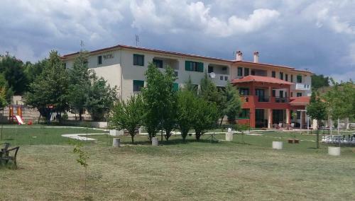 Elimeia 3 Hotel