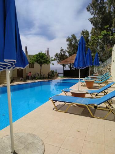 Sfinias Apartments