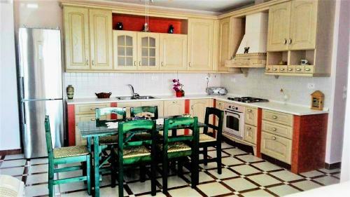 Sea Breeze Apartment