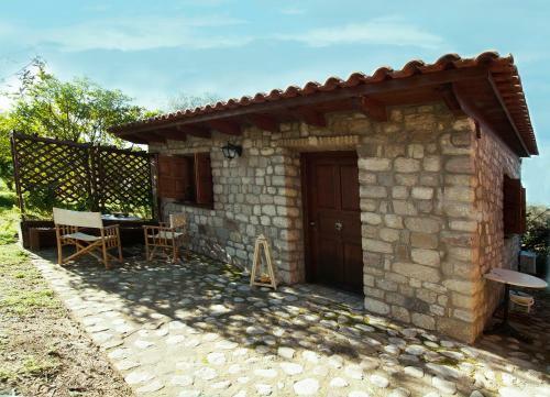 Hostal Nicolas Village Club